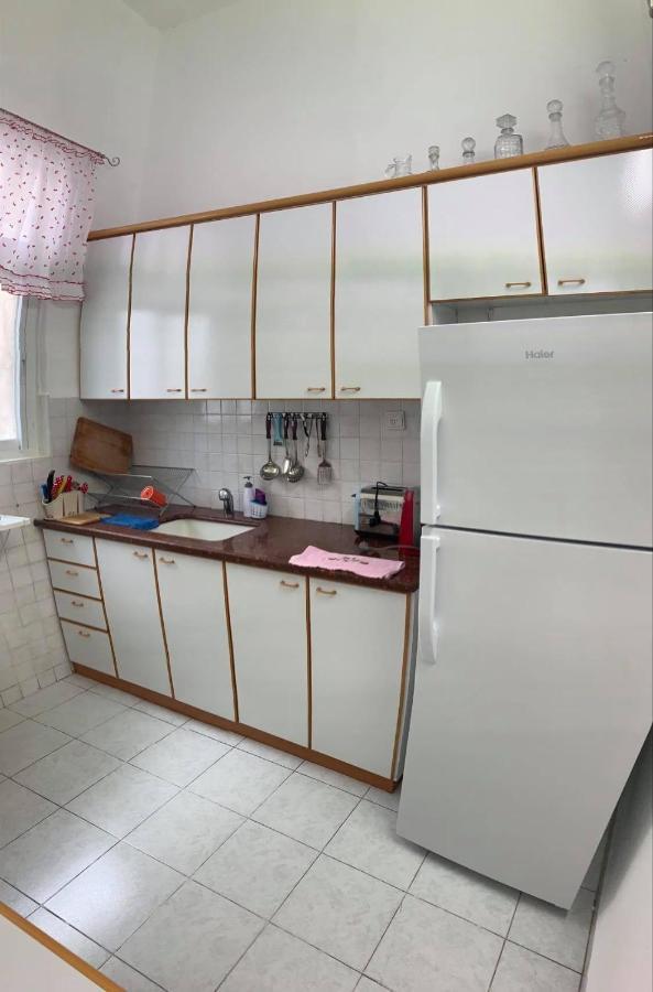 Apartments Comfy - For A Quiet Family Holiday Haifa Ngoại thất bức ảnh