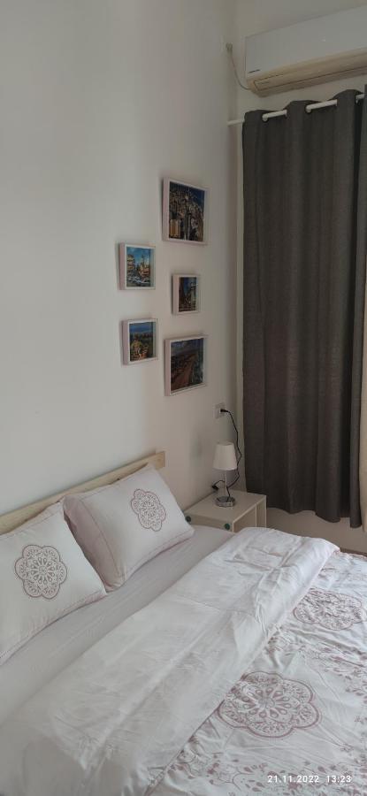 Apartments Comfy - For A Quiet Family Holiday Haifa Ngoại thất bức ảnh