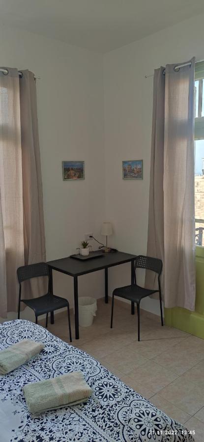 Apartments Comfy - For A Quiet Family Holiday Haifa Ngoại thất bức ảnh